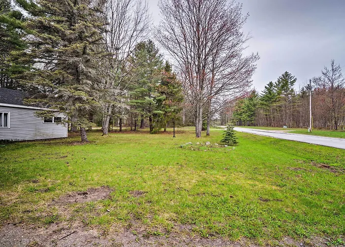 Gaylord Home With Fire Pit - 3 Mi To Otsego Lake!