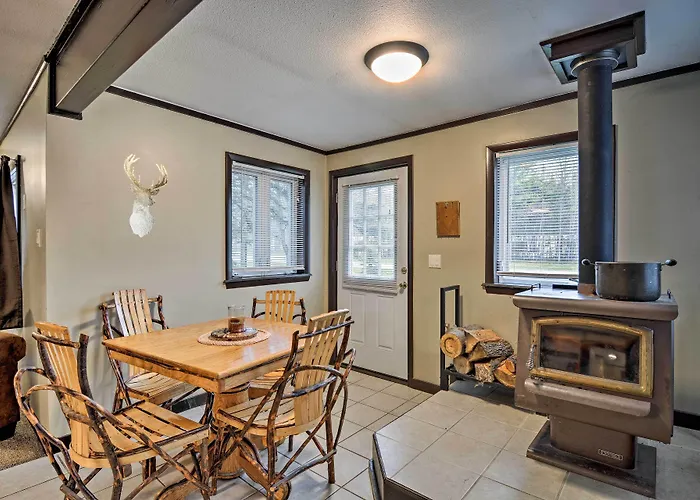 Gaylord Home With Fire Pit - 3 Mi To Otsego Lake!