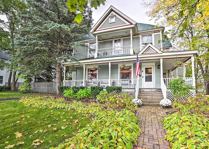 Historic Gaylord Home In Heart Of Downtown!